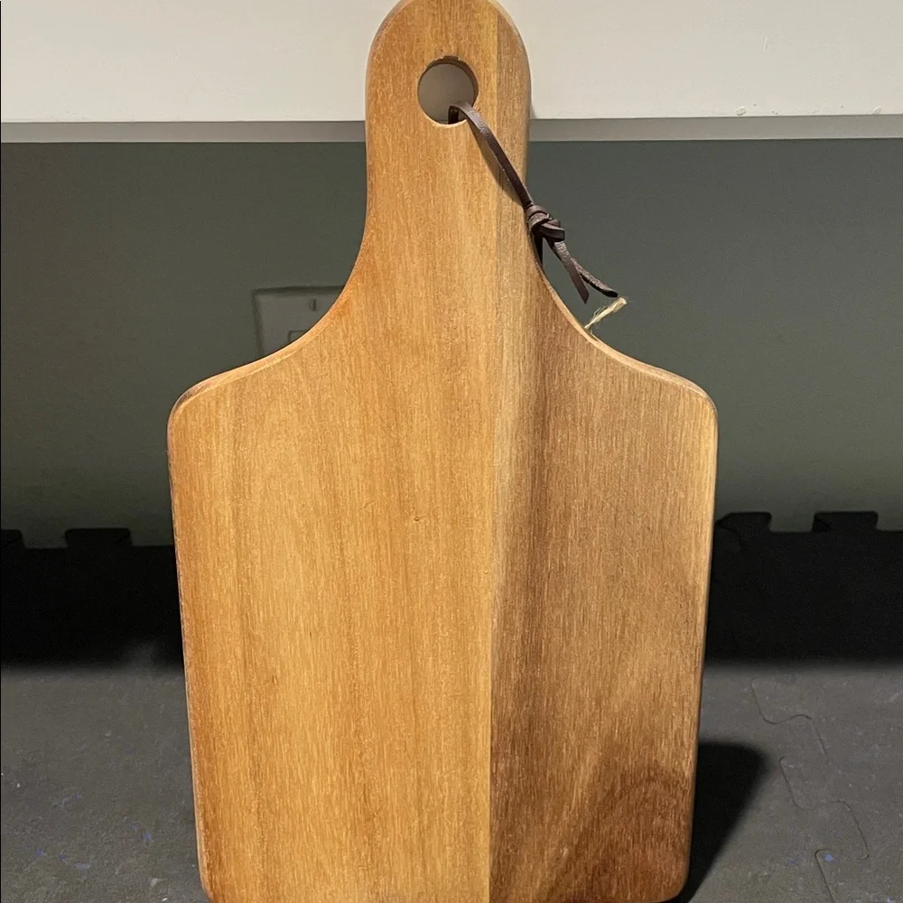 Wooden Cutting Board with Engraved Text